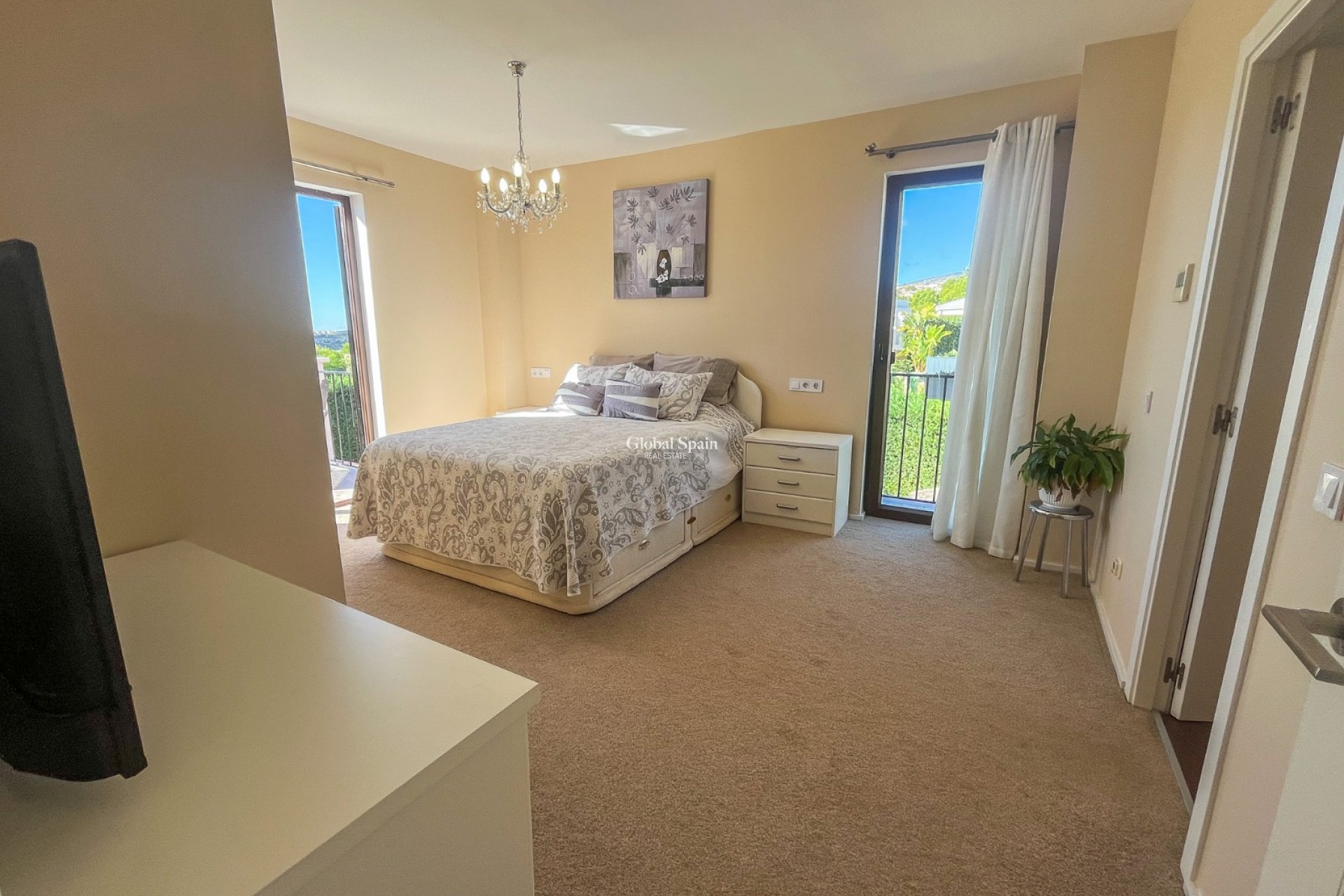 Resale - VILLA -
FINESTRAT