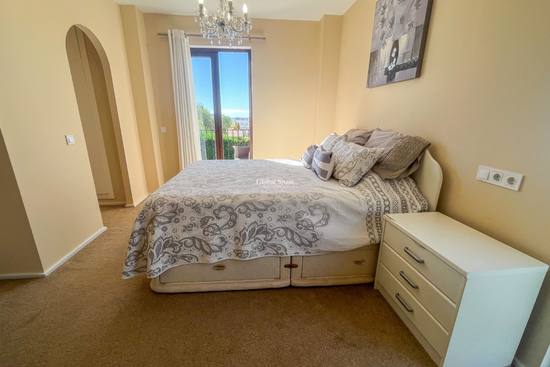 Resale - VILLA -
FINESTRAT