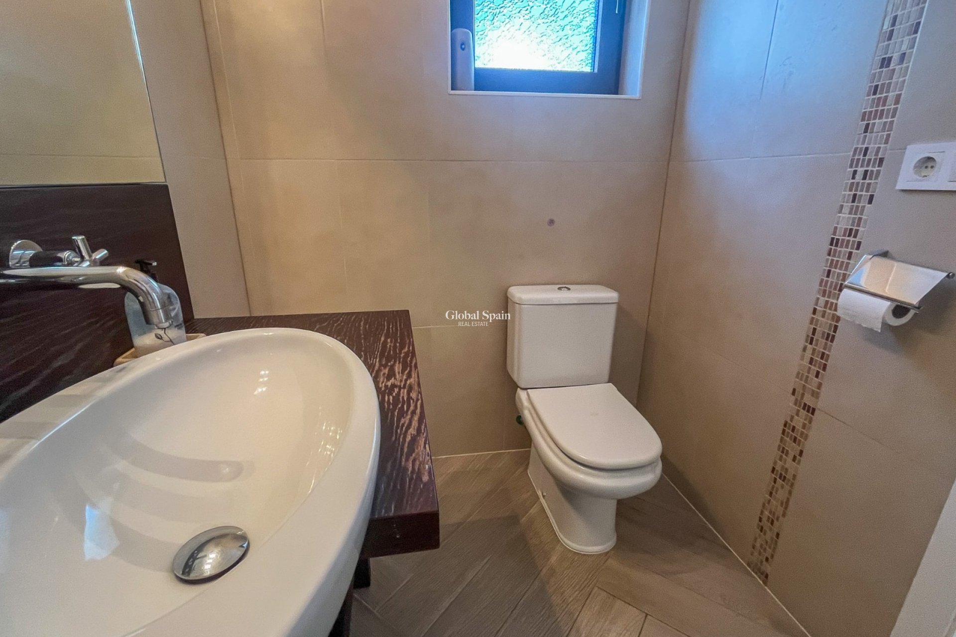 Resale - VILLA -
FINESTRAT