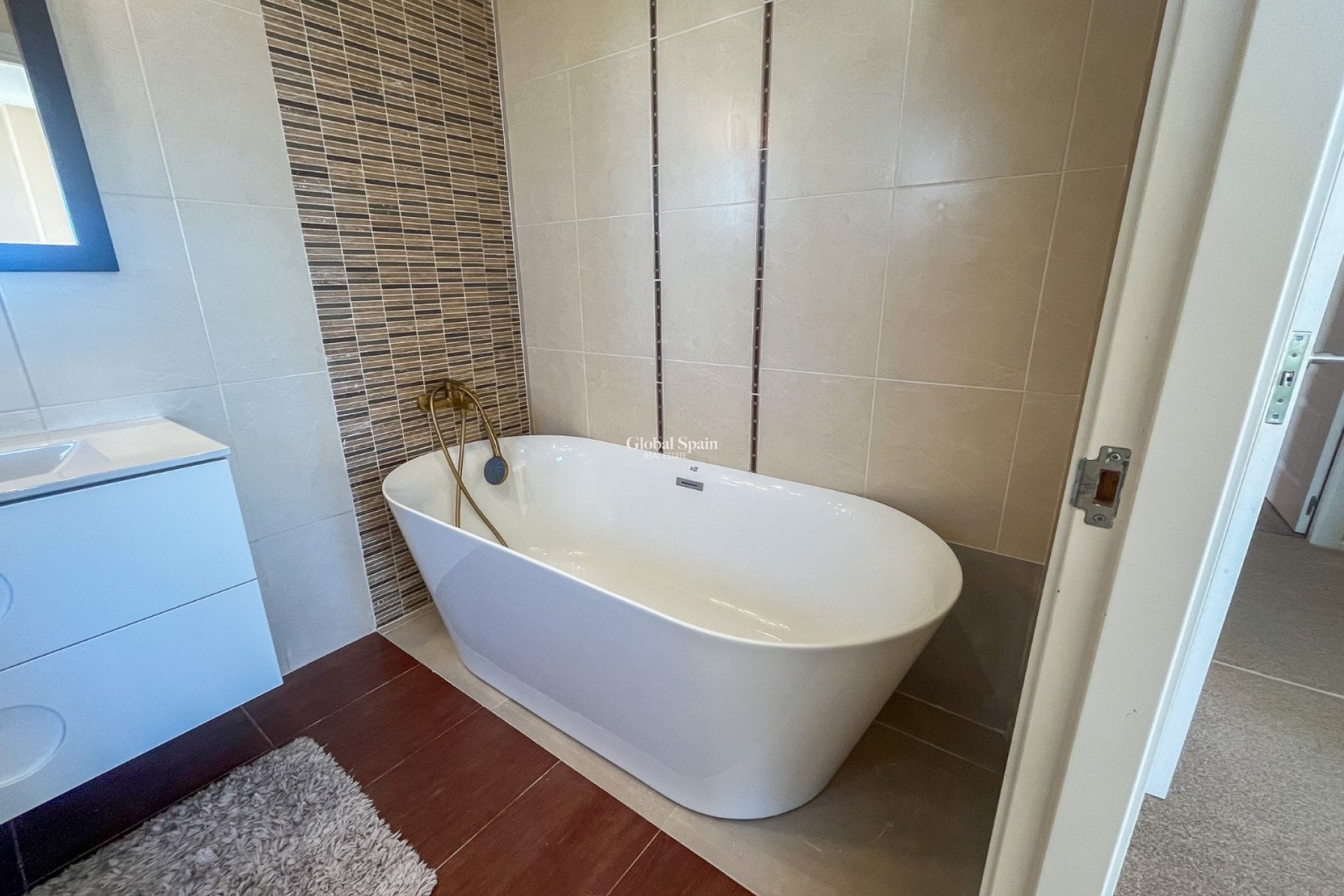 Resale - VILLA -
FINESTRAT