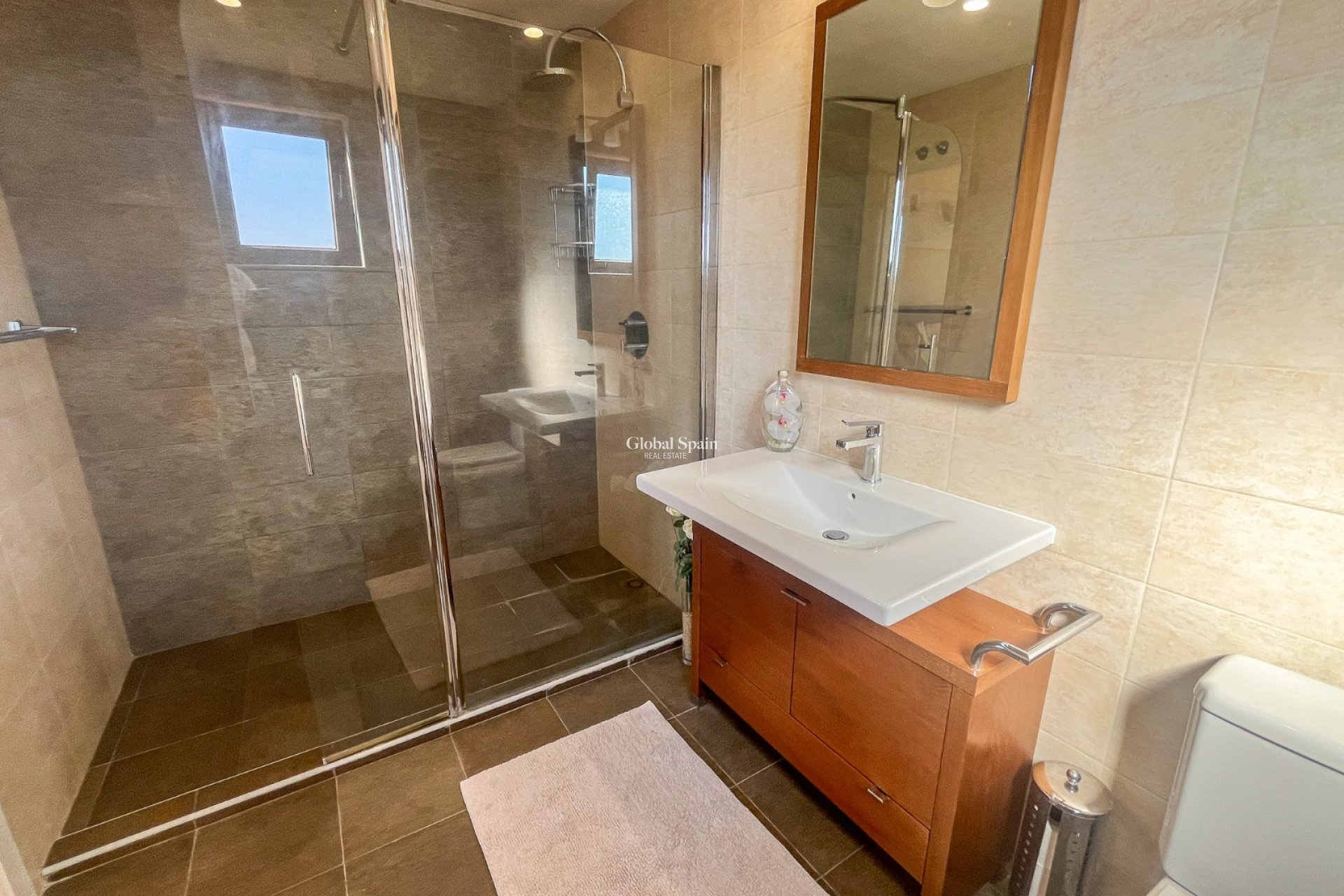 Resale - VILLA -
FINESTRAT