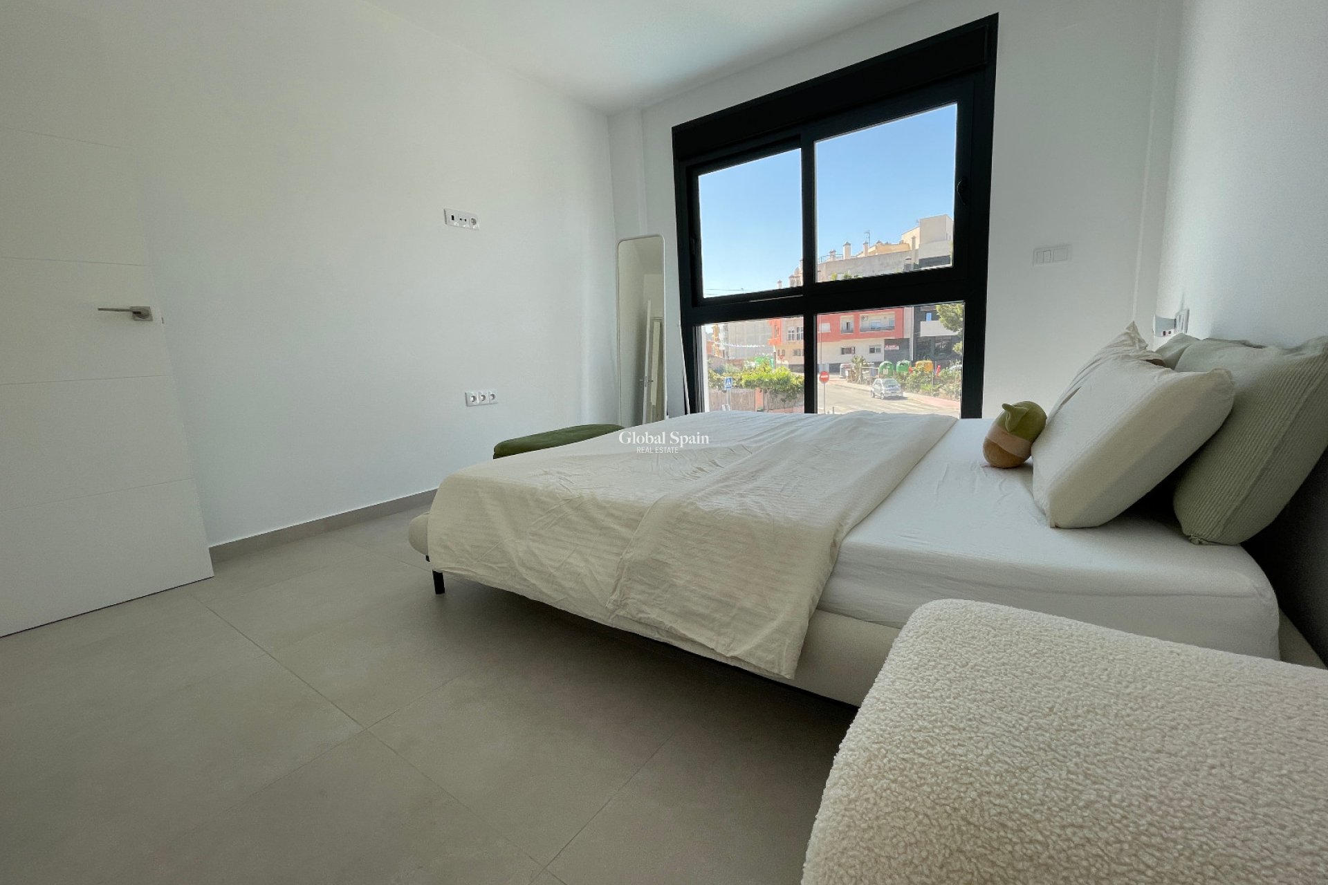 Resale - VILLA -
FORMENTERA DEL SEGURA - Costa Blanca