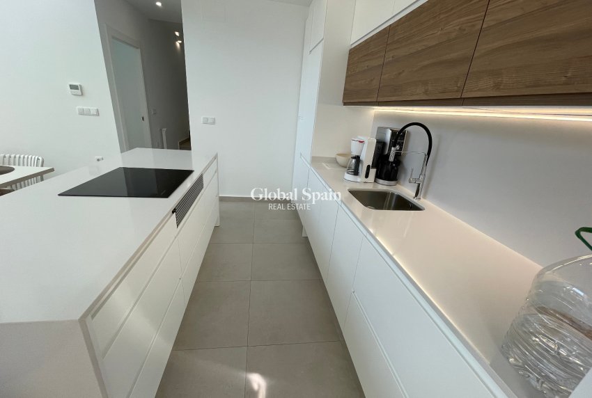 Resale - VILLA -
FORMENTERA DEL SEGURA - Costa Blanca