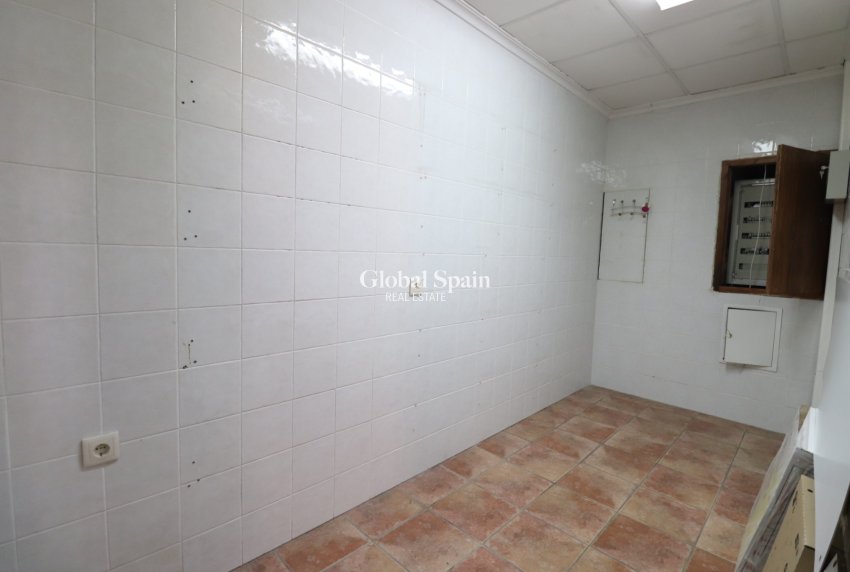 Resale - VILLA -
FORMENTERA DEL SEGURA - Formentera - Village