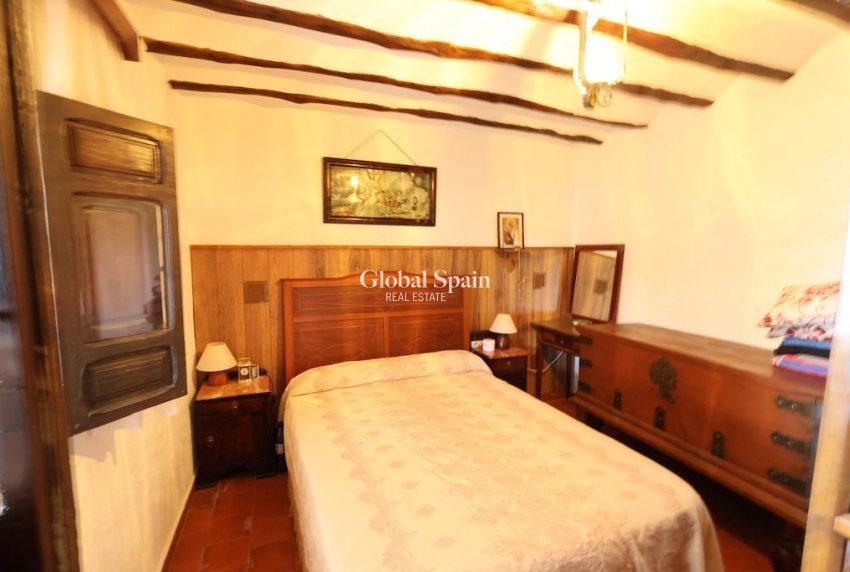 Resale - VILLA -
FORTUNA - Inland