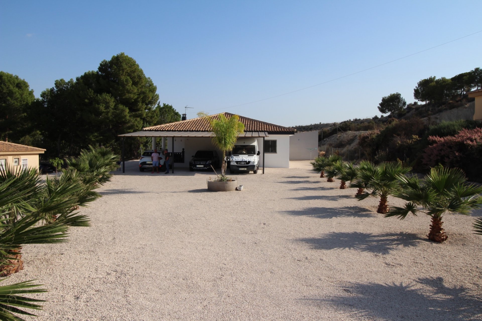 Resale - VILLA -
FORTUNA - Inland