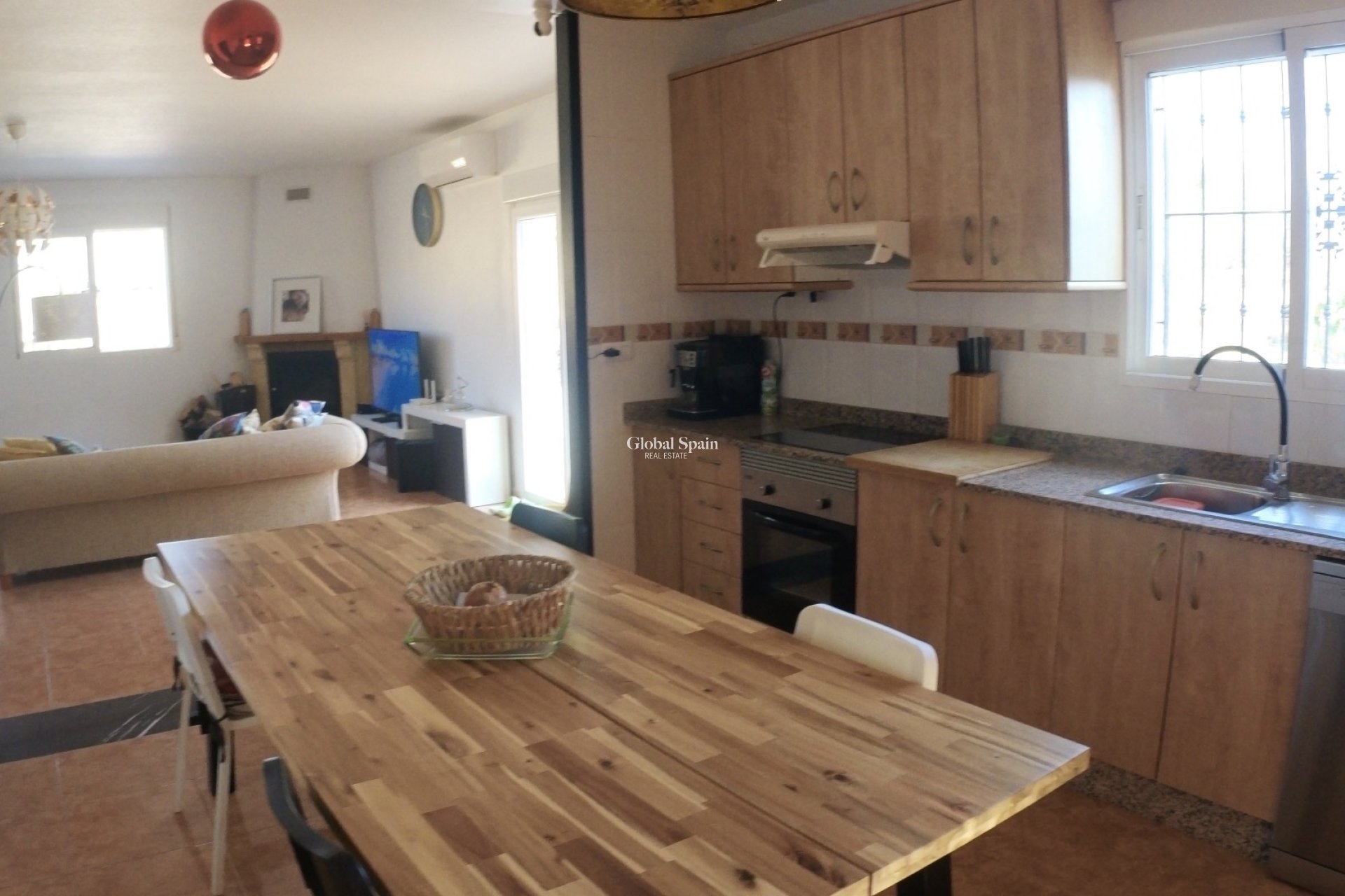 Resale - VILLA -
FORTUNA - Inland