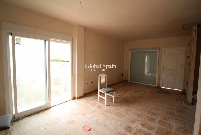 Resale - VILLA -
FORTUNA - Inland