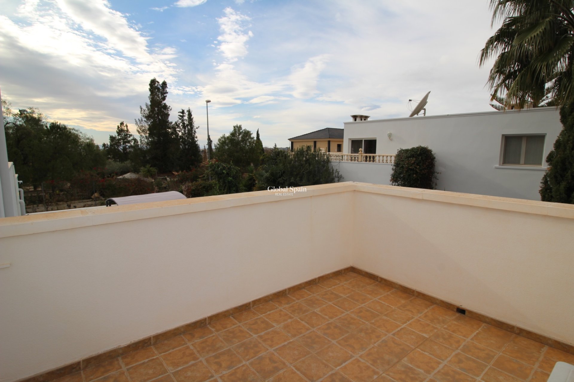 Resale - VILLA -
FORTUNA - Inland