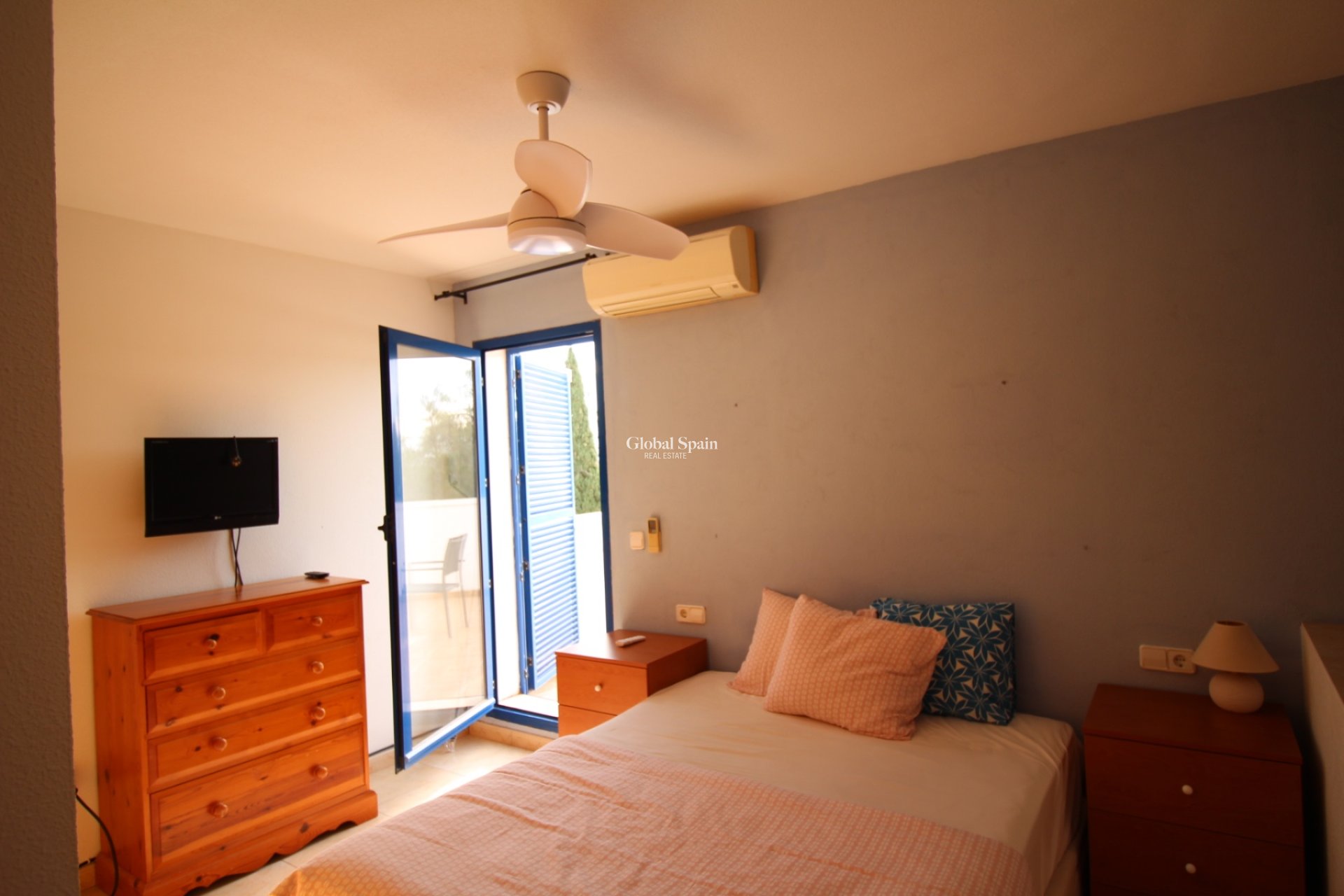 Resale - VILLA -
FORTUNA - Inland