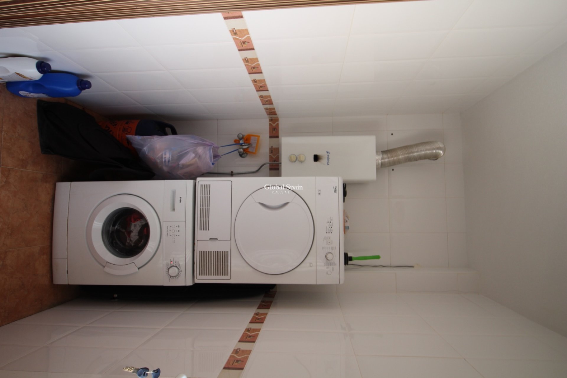 Resale - VILLA -
FORTUNA - Inland