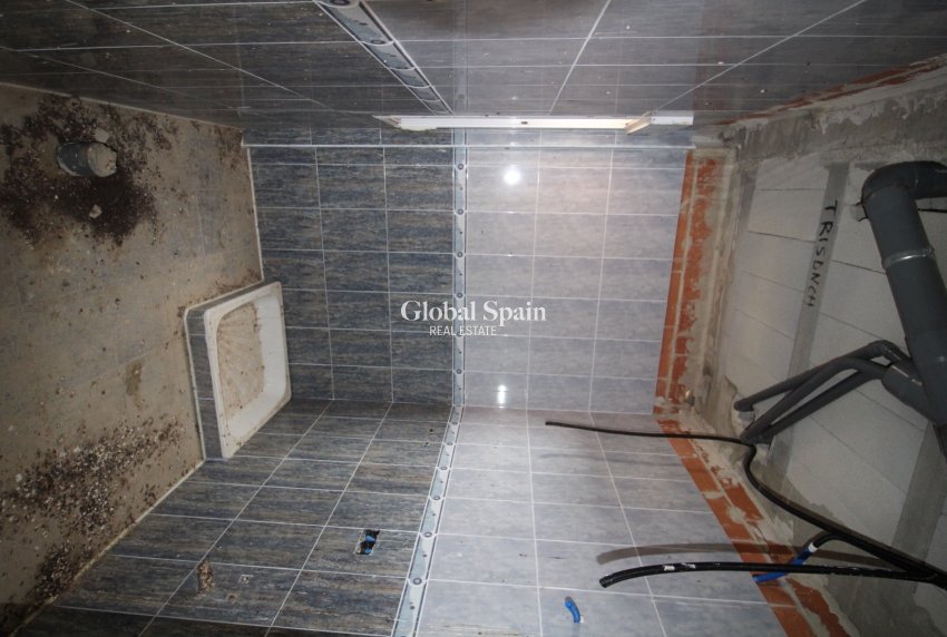 Resale - VILLA -
FORTUNA - Inland