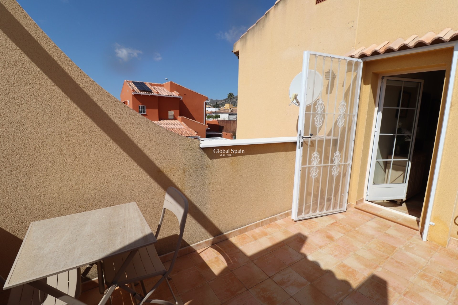 Resale - VILLA -
FORTUNA - Inland