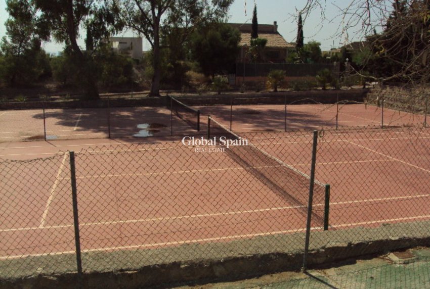 Resale - VILLA -
FORTUNA - Inland