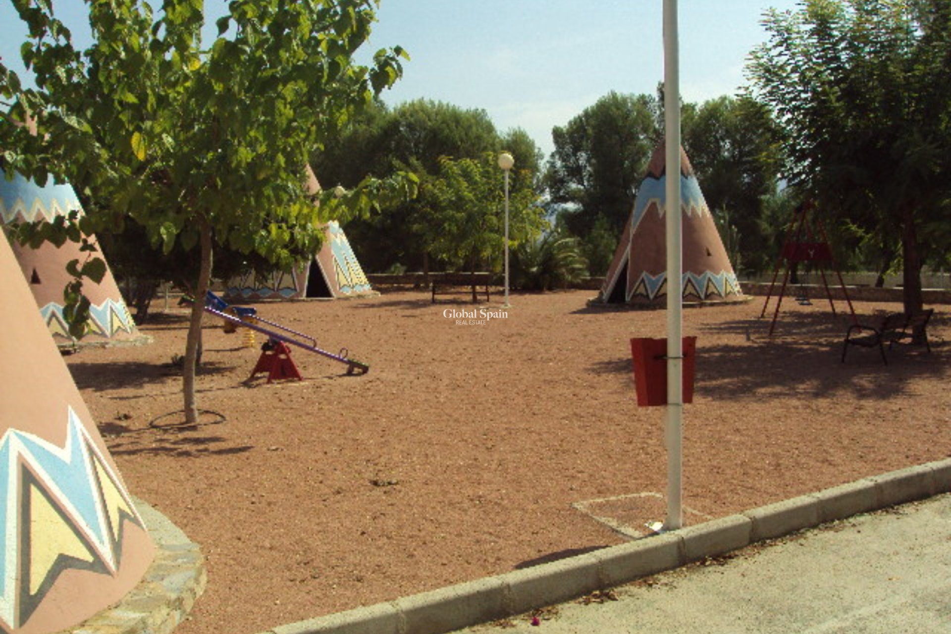 Resale - VILLA -
FORTUNA - Inland