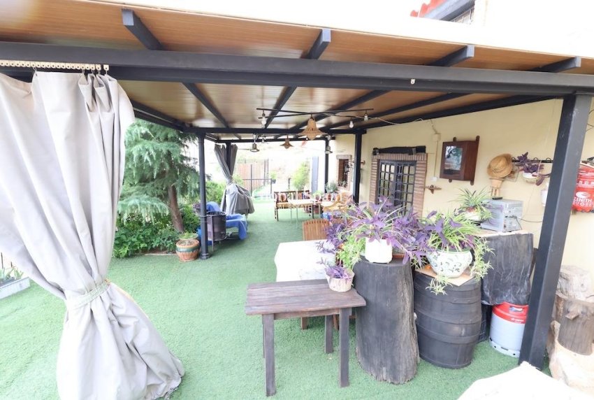Resale - VILLA -
FORTUNA - Inland