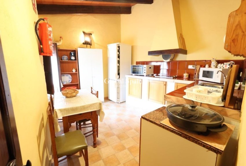 Resale - VILLA -
FORTUNA - Inland