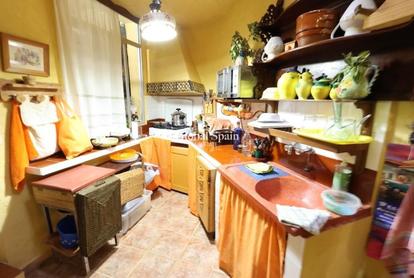 Resale - VILLA -
FORTUNA - Inland