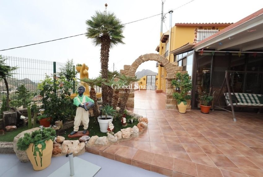 Resale - VILLA -
FORTUNA - Inland