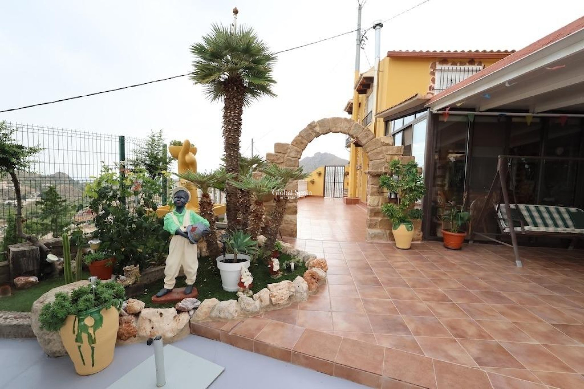 Resale - VILLA -
FORTUNA - Inland