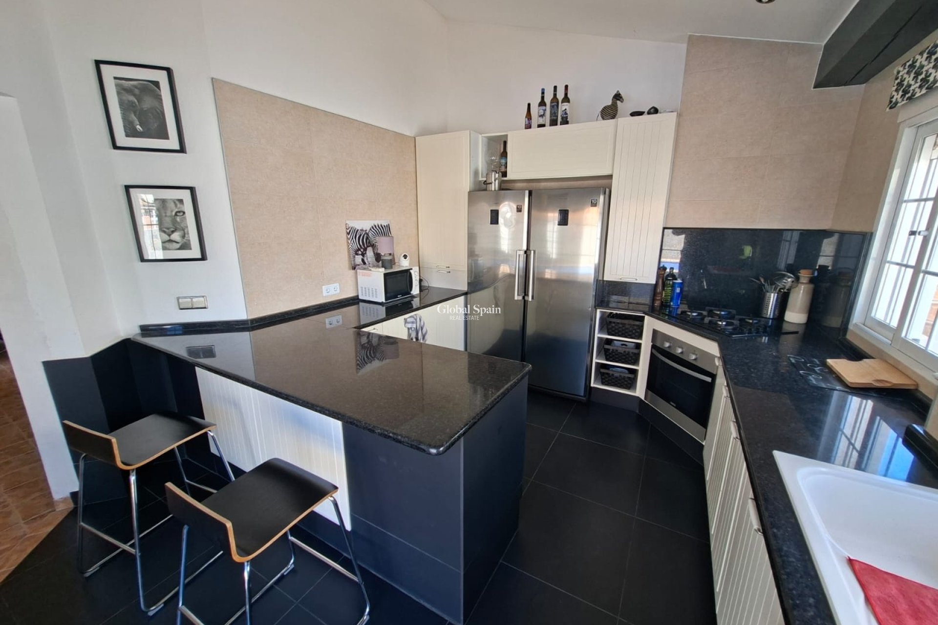 Resale - VILLA -
FORTUNA - Inland