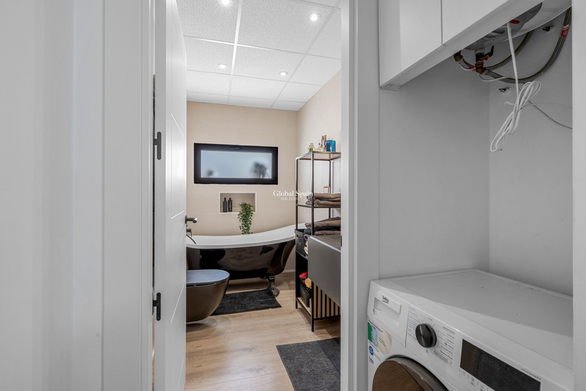 Resale - VILLA -
FORTUNA - Urbanizacion las kalendas