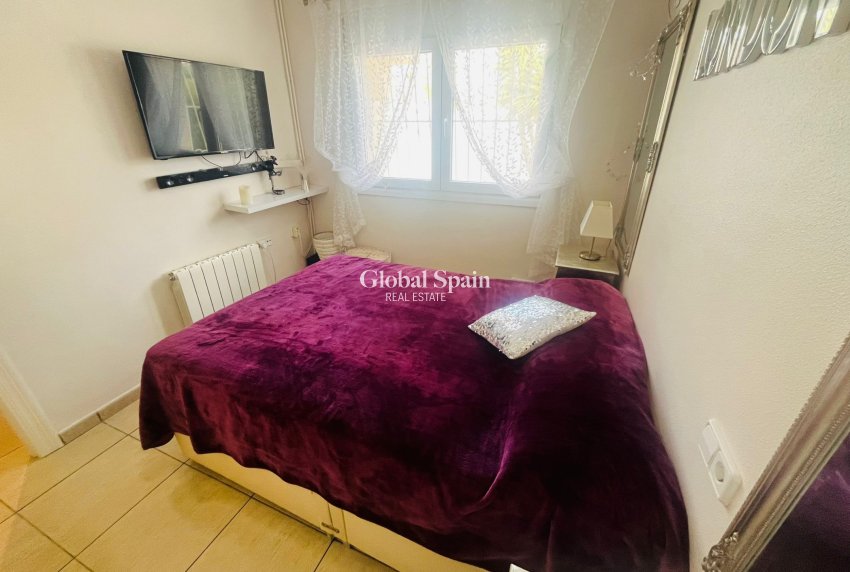 Resale - VILLA -
GEA Y TRUYOLS - Inland