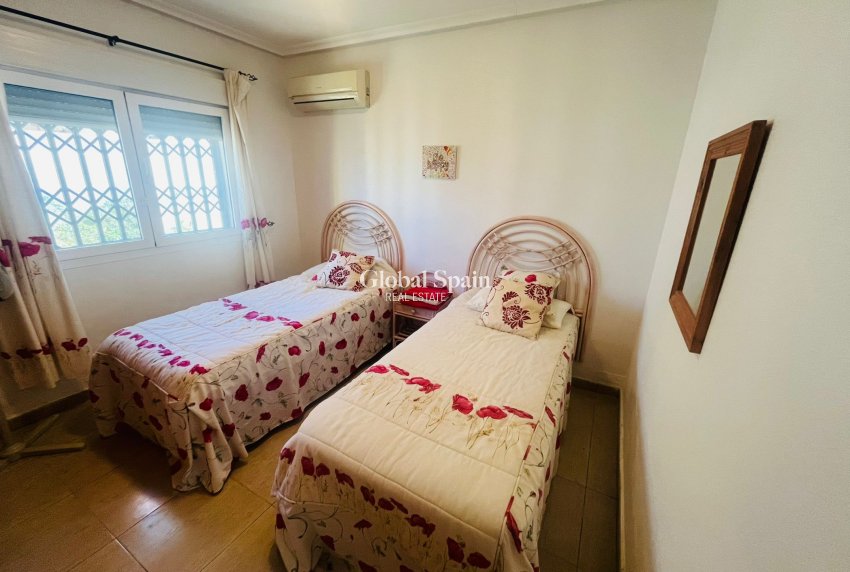 Resale - VILLA -
GEA Y TRUYOLS - Inland