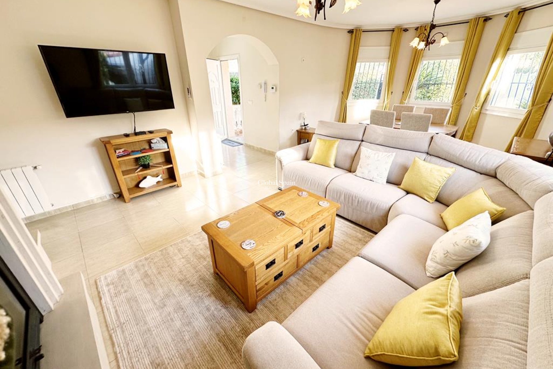 Resale - VILLA -
GEA Y TRUYOLS - Inland