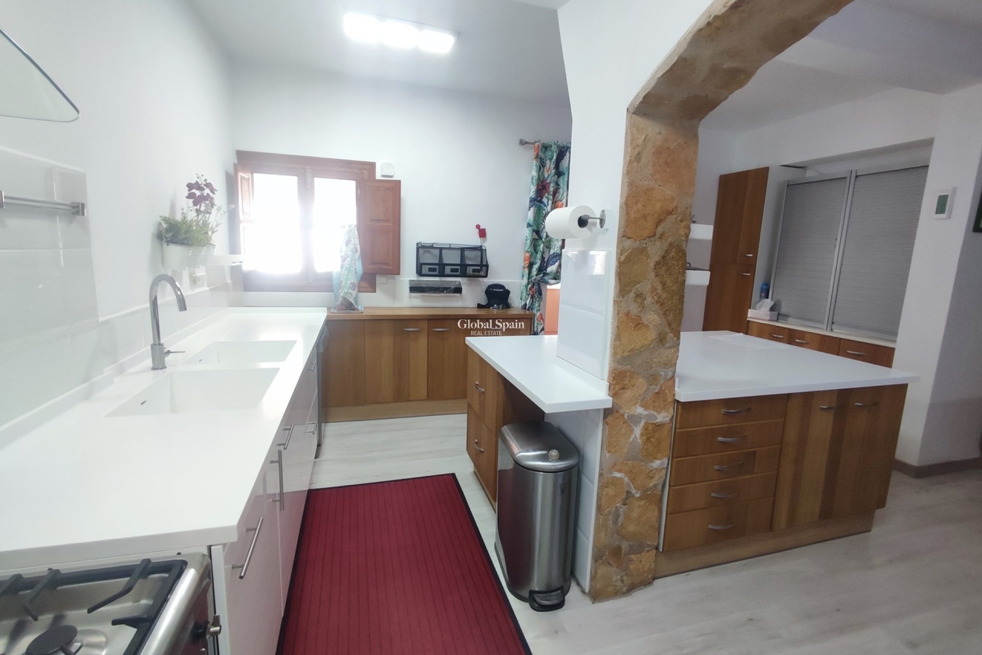 Resale - VILLA -
GEA Y TRUYOLS - Inland