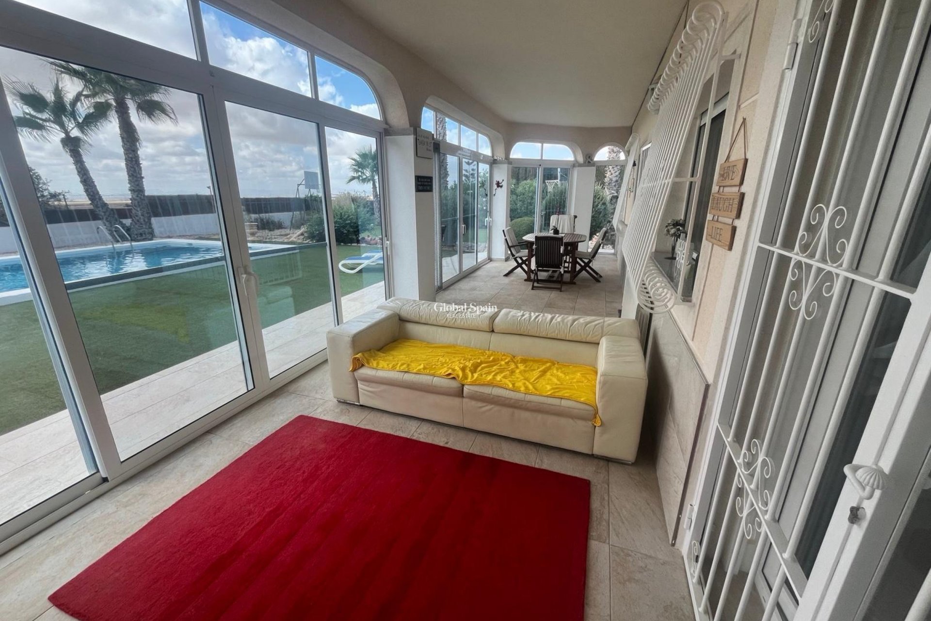 Resale - VILLA -
GEA Y TRUYOLS - Inland