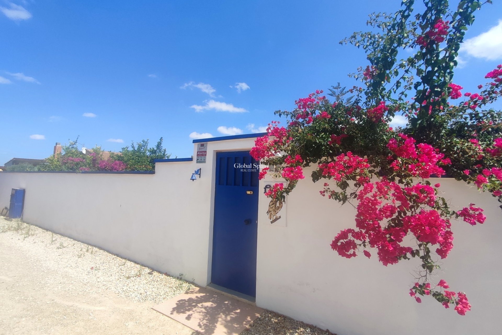 Resale - VILLA -
GEA Y TRUYOLS - Inland