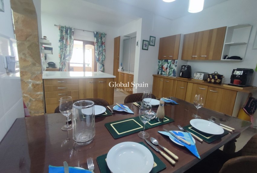 Resale - VILLA -
GEA Y TRUYOLS - Inland