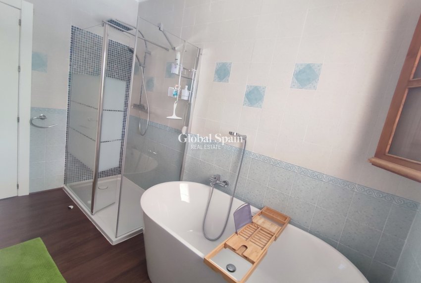 Resale - VILLA -
GEA Y TRUYOLS - Inland
