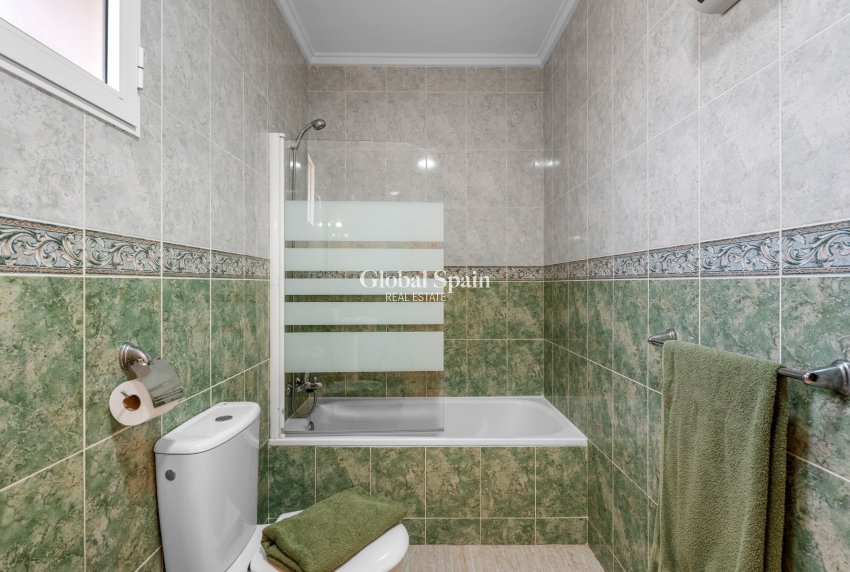 Resale - VILLA -
Gran Alacant - Costa Blanca