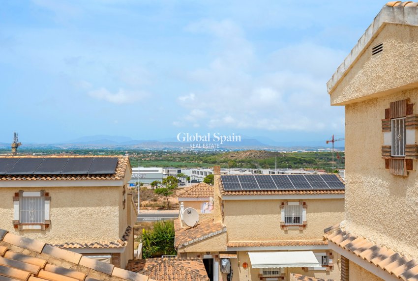 Resale - VILLA -
Gran Alacant - Costa Blanca