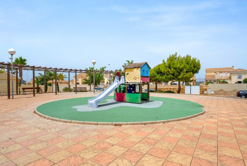Resale - VILLA -
Gran Alacant - Costa Blanca