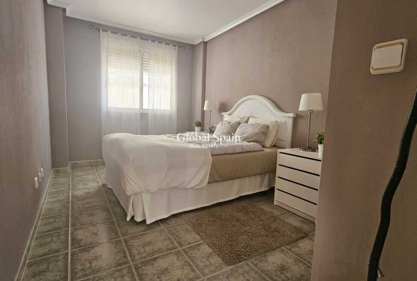 Resale - VILLA -
GUARDAMAR DEL SEGURA - Campomar