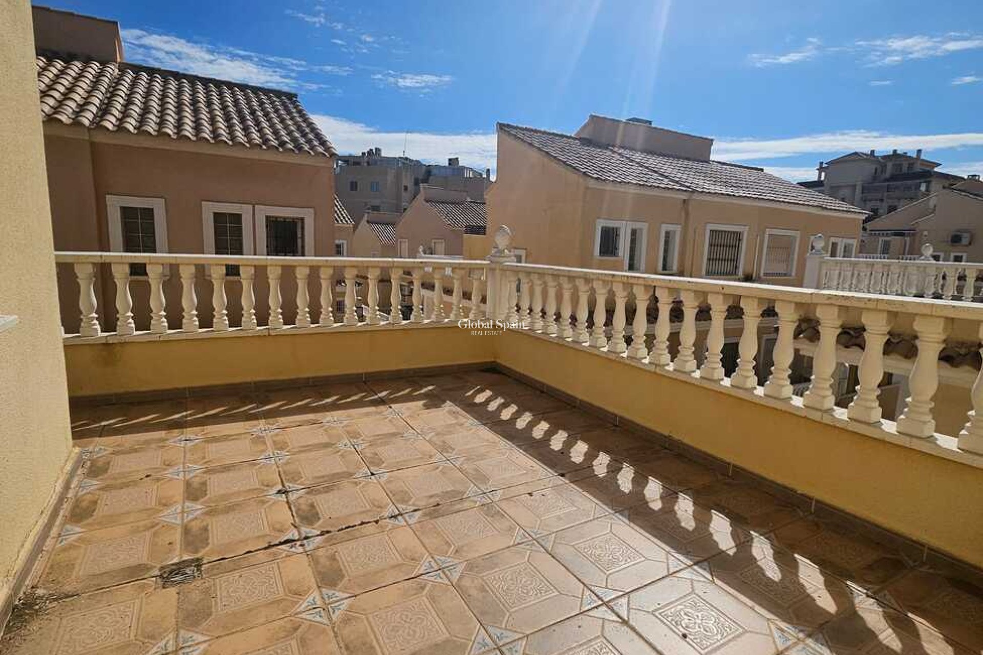 Resale - VILLA -
GUARDAMAR DEL SEGURA - Campomar