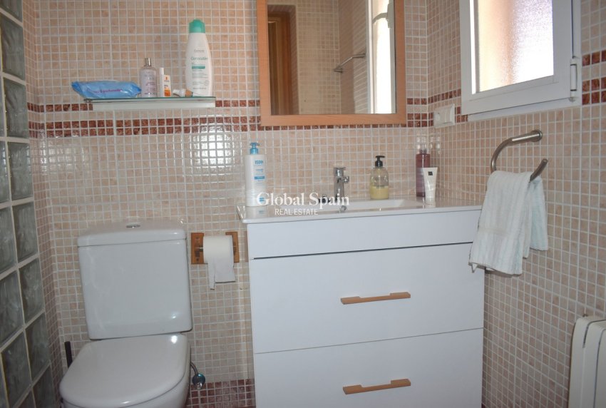 Resale - VILLA -
GUARDAMAR DEL SEGURA - Costa Blanca