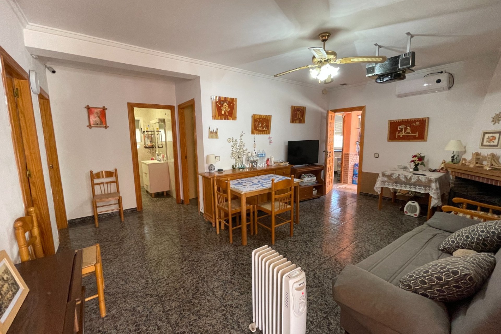 Resale - VILLA -
GUARDAMAR DEL SEGURA - Costa Blanca