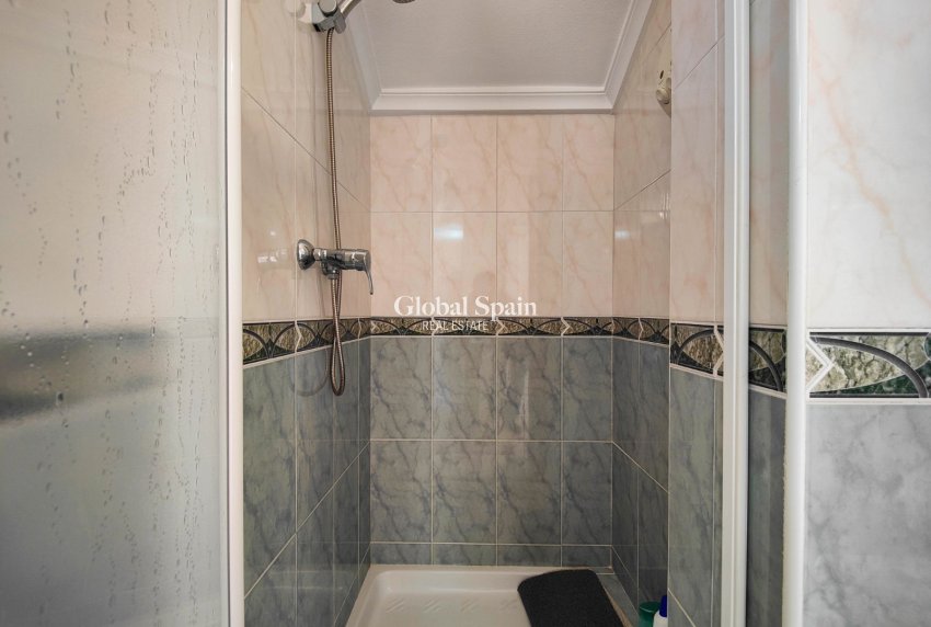 Resale - VILLA -
GUARDAMAR DEL SEGURA - Costa Blanca