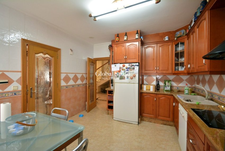 Resale - VILLA -
GUARDAMAR DEL SEGURA - Costa Blanca