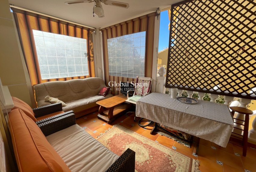 Resale - VILLA -
GUARDAMAR DEL SEGURA - Costa Blanca