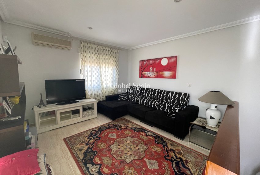 Resale - VILLA -
GUARDAMAR DEL SEGURA - Costa Blanca