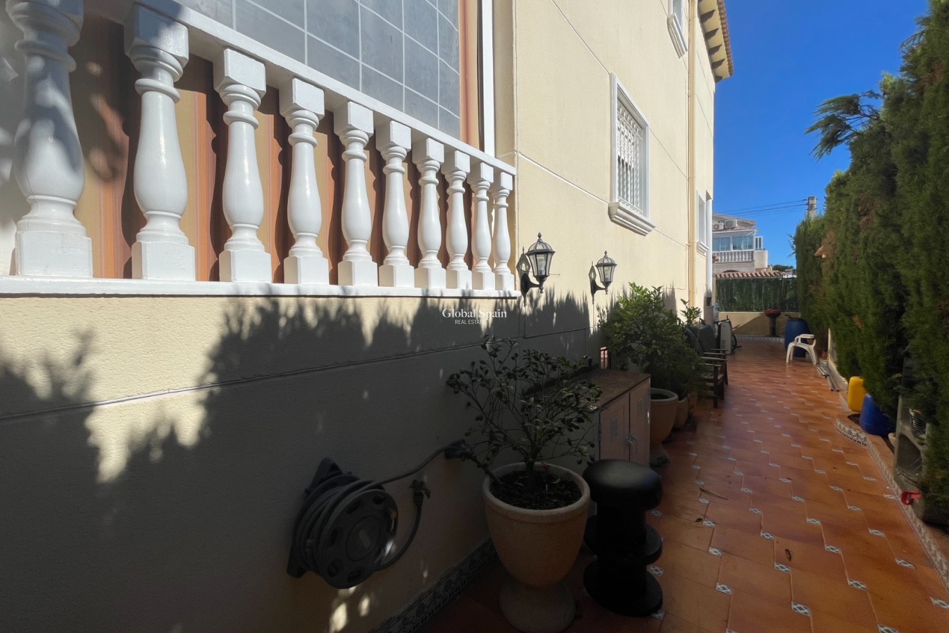 Resale - VILLA -
GUARDAMAR DEL SEGURA - Costa Blanca