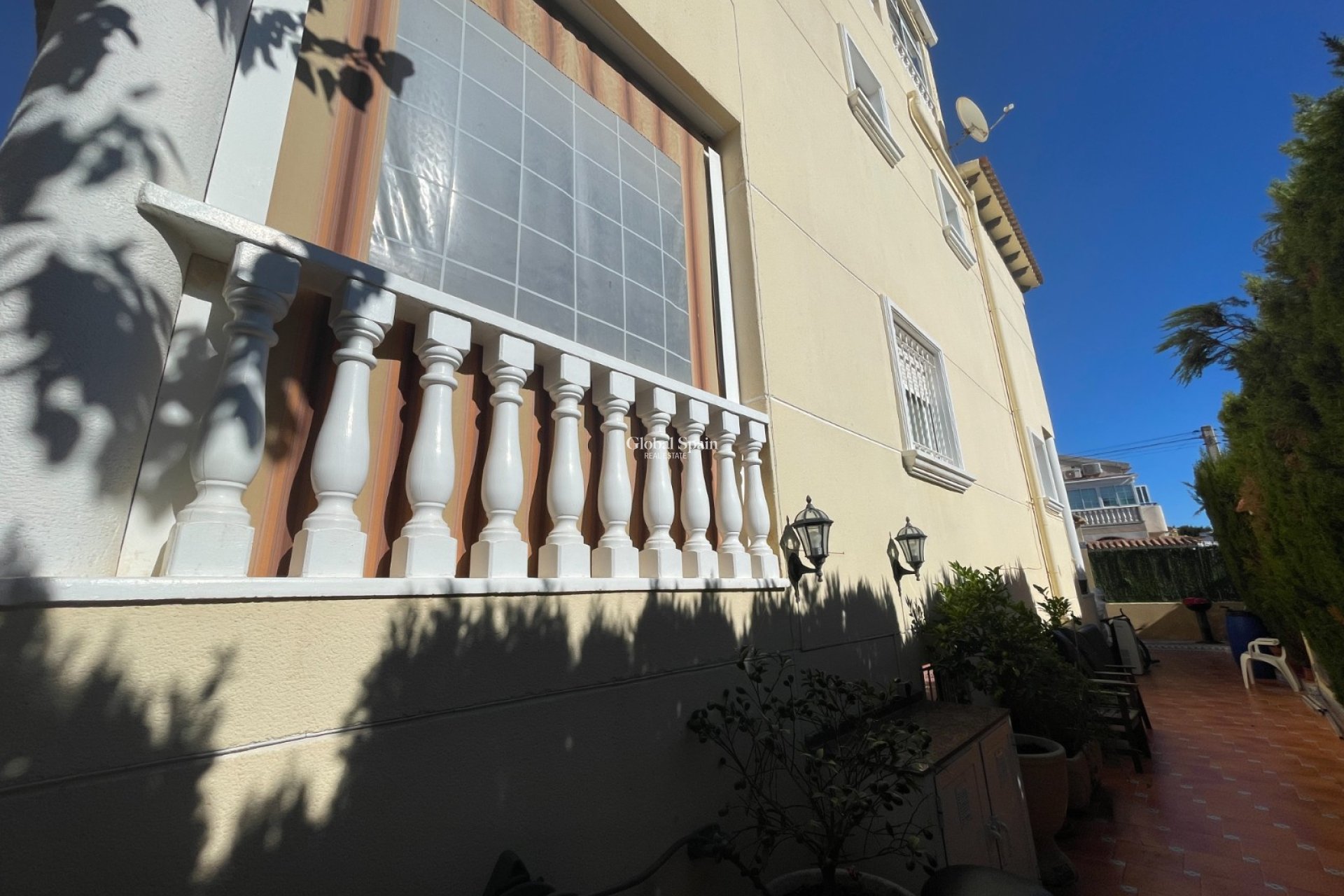 Resale - VILLA -
GUARDAMAR DEL SEGURA - Costa Blanca