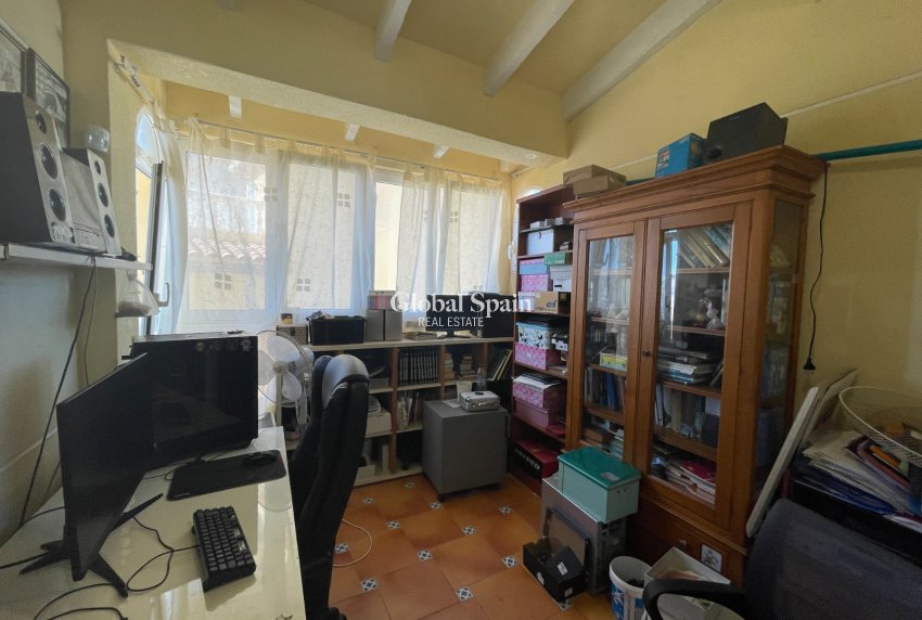 Resale - VILLA -
GUARDAMAR DEL SEGURA - Costa Blanca