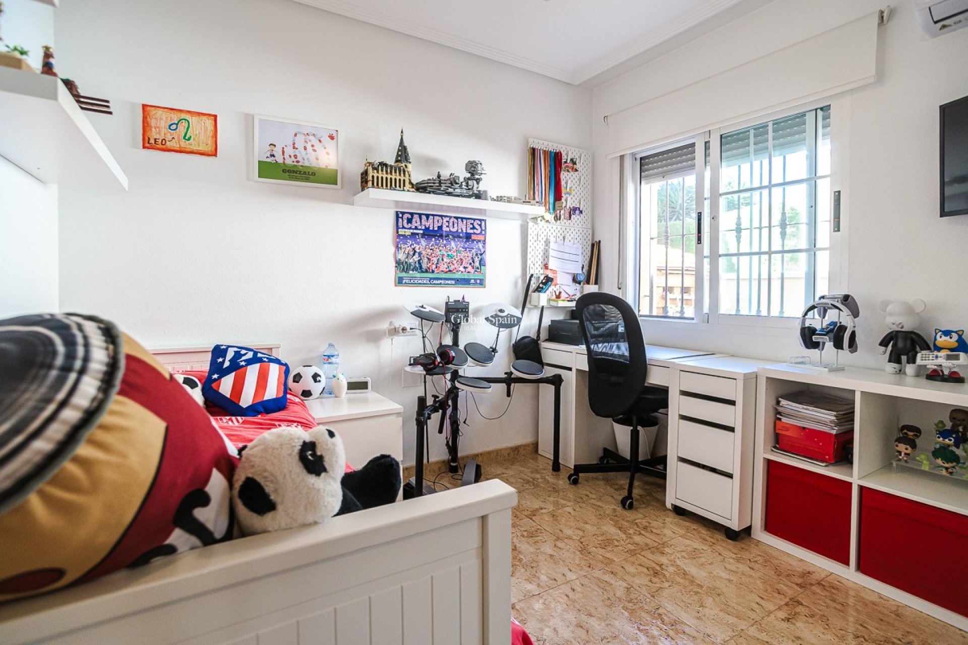 Resale - VILLA -
GUARDAMAR DEL SEGURA - EL RASO