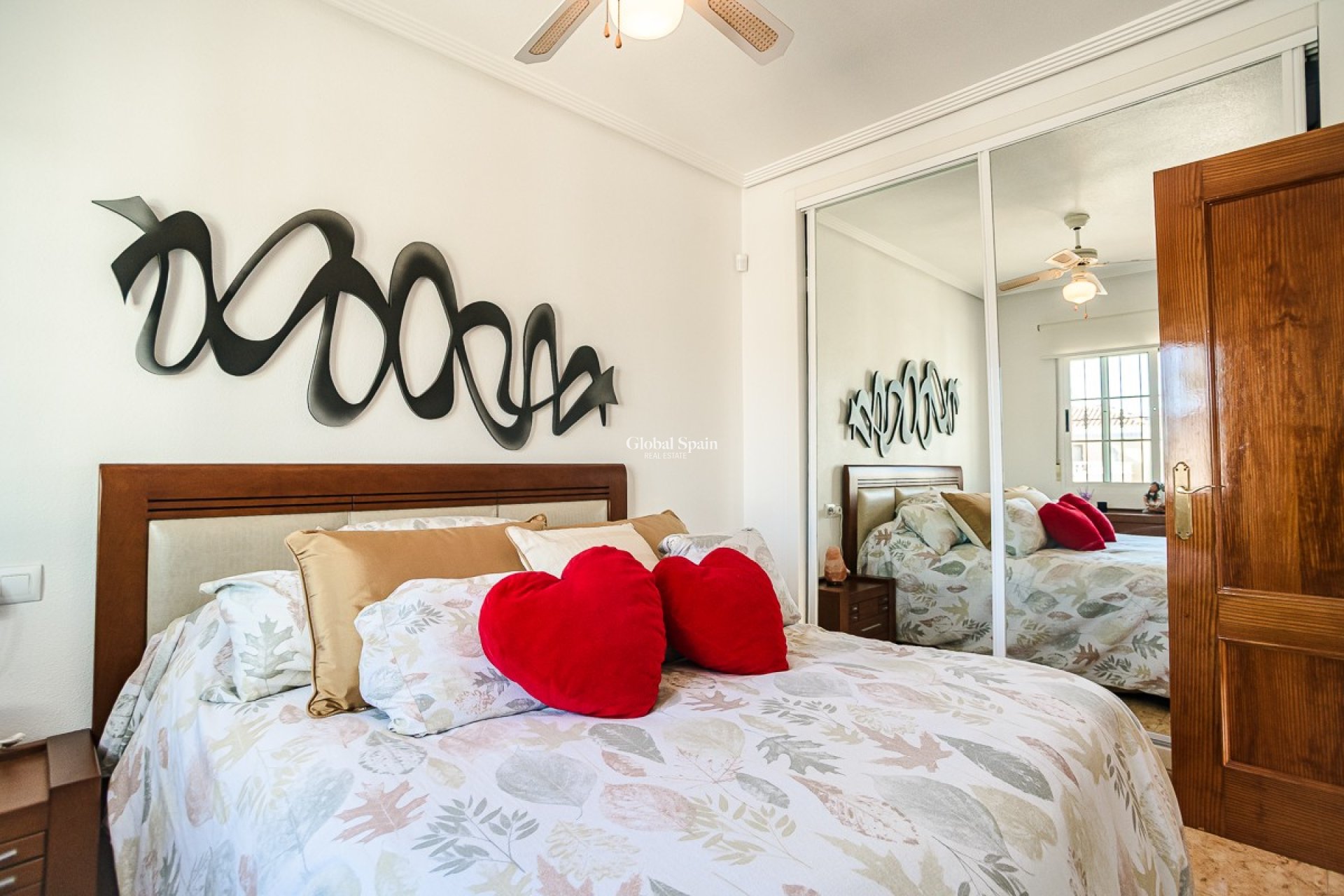 Resale - VILLA -
GUARDAMAR DEL SEGURA - EL RASO